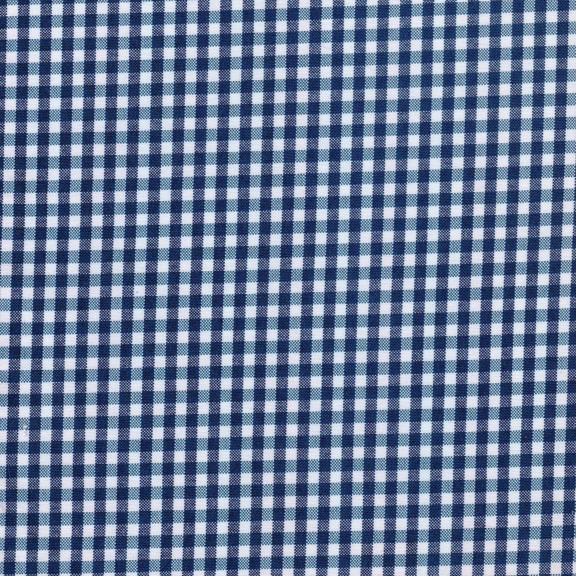 Tela escocesa de poliéster SchoolLine en azul marino y blanco con cuadro gingham, ideal para uniformes escolares e institucionales.