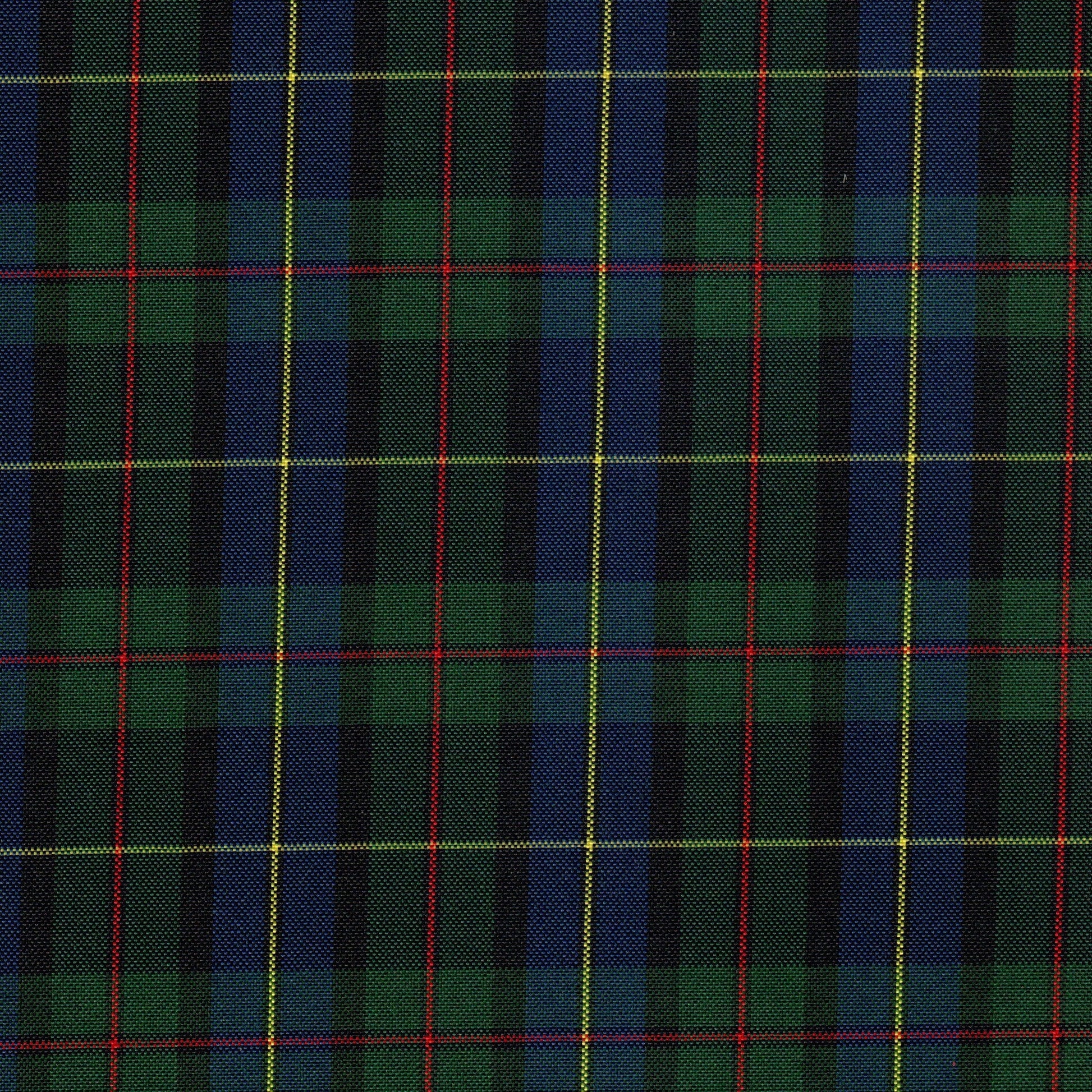 Tela escocesa de poliéster SchoolLine en tartán azul marino, verde y rojo; ideal para uniformes escolares e institucionales
