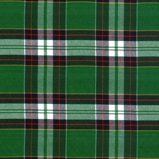 Tela escocesa de poliéster SchoolLine, verde con cuadros escoceses en negro, blanco y rojo; ideal para uniformes escolares e institucionales.