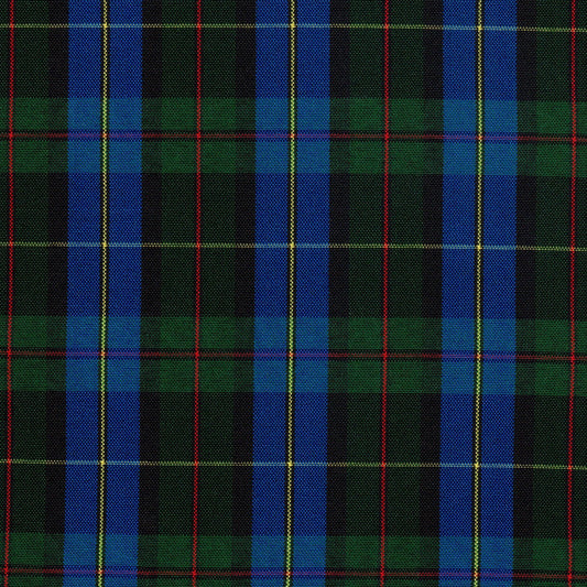 Tela escocesa de poliéster SchoolLine, cuadros verde, azul y negro con líneas rojas; ideal para uniformes escolares e institucionales